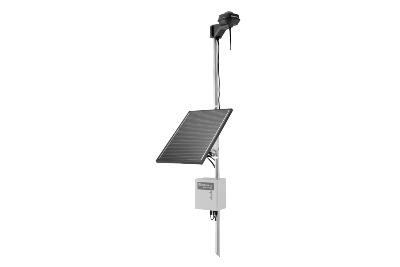 Husqvarna-zonneladersysteem voor EPOS® referentiestation